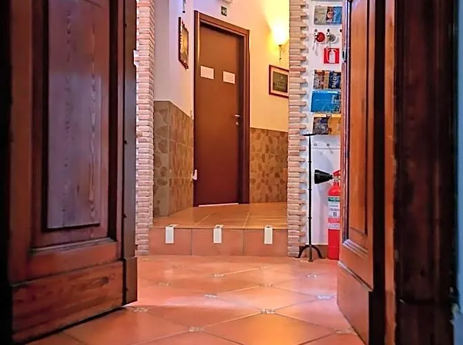 Oda ve Kahvaltı Vecchia 4*