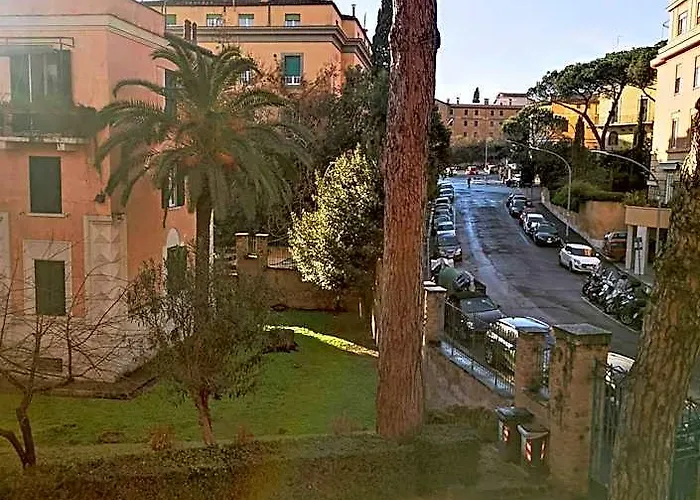 Vecchia Oda ve Kahvaltı Roma